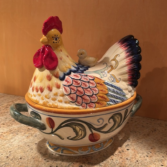 Fitz and Floyd Classics Ricamo Covered Vegetable Dish - Picture 2 of 16